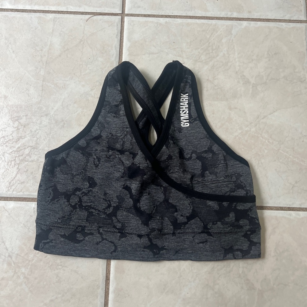 Gym shark sports bra